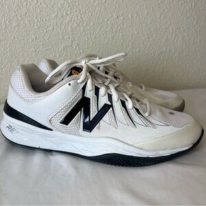 New Balance 1006 Men's Tennis Court Shoe Style #MC1006BW White/Navy Sz 8